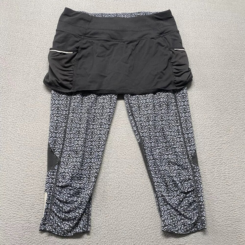 Athleta Dream Acceleration 2-in-1 Skirt Capri Leggings Womens Medium Black Gray